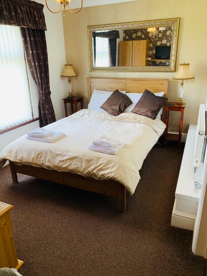 Milton Hotel Llanwern Village 3*